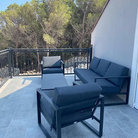 Villa Maris Povlja (Brac)