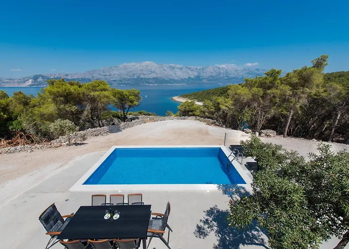 Maris Villa
